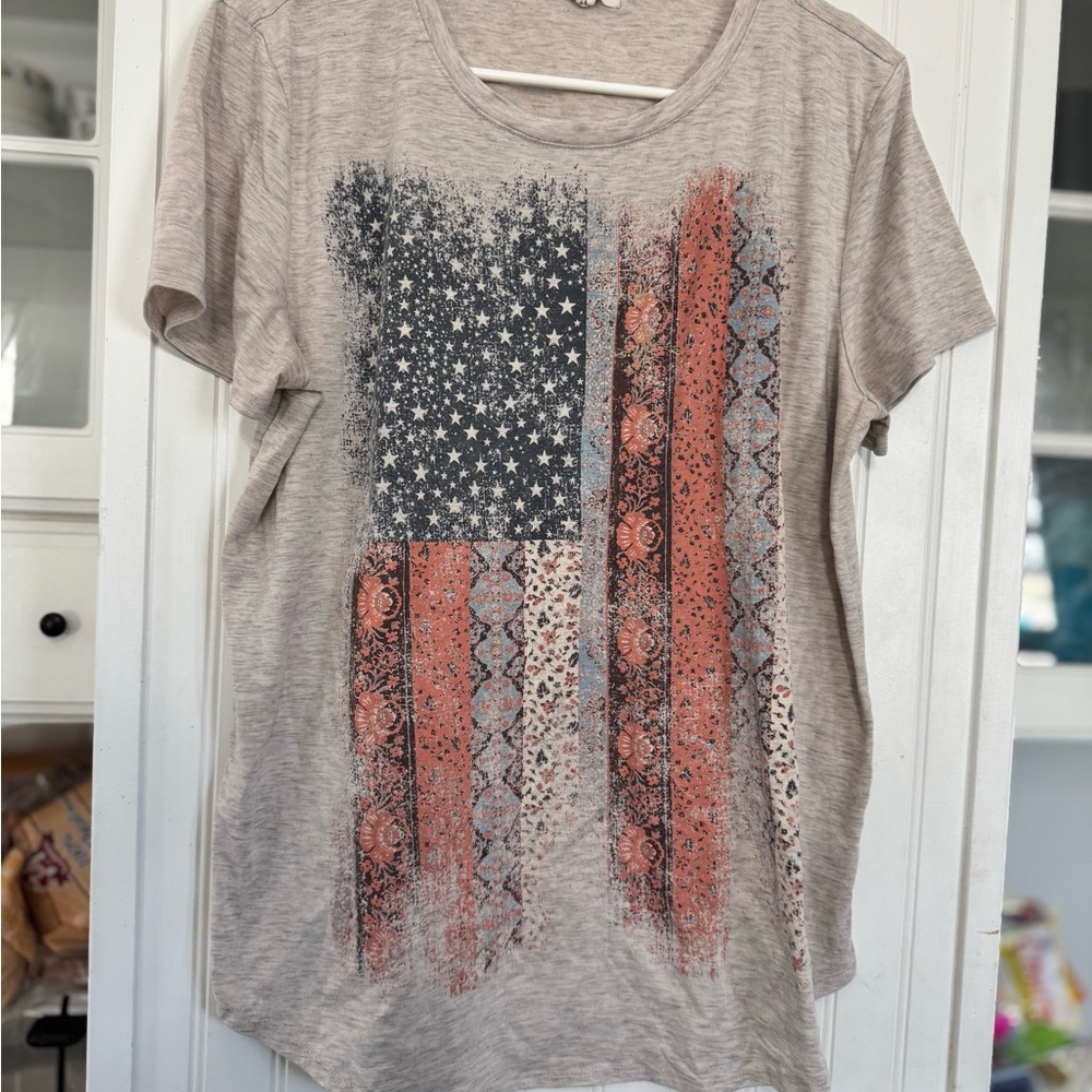 Women's Boho American flag T-Shirt